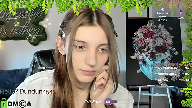 Chat XXX en directo de CherryBloom777
