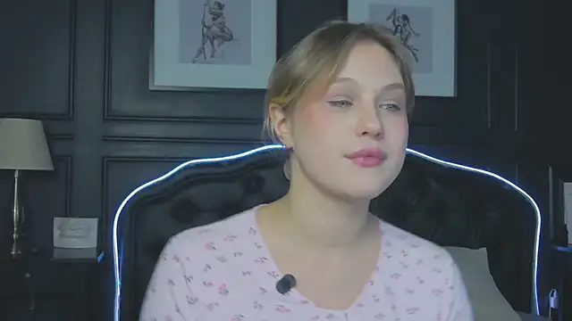 CaitlinSugar's Live XXX Chat