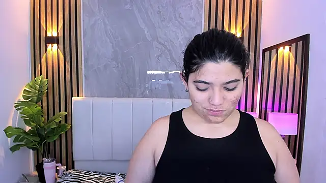 Carlotta_de_velour Chat XXX live