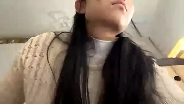 SweetMiaXO's Webcam Show