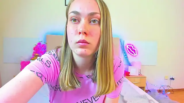 MelanieCuty Live XXX Chat