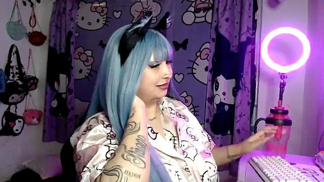 Chatroom XXX en direct de lussyevans24