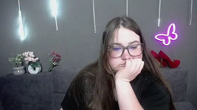 دردشة XX_Daniella_XX الجنسية المباشرة