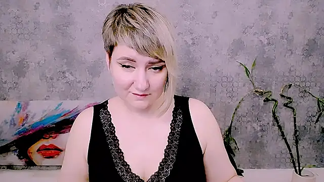 Živý XXX chat Djullia
