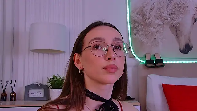 Chat XXX en directo de Emily_Simon