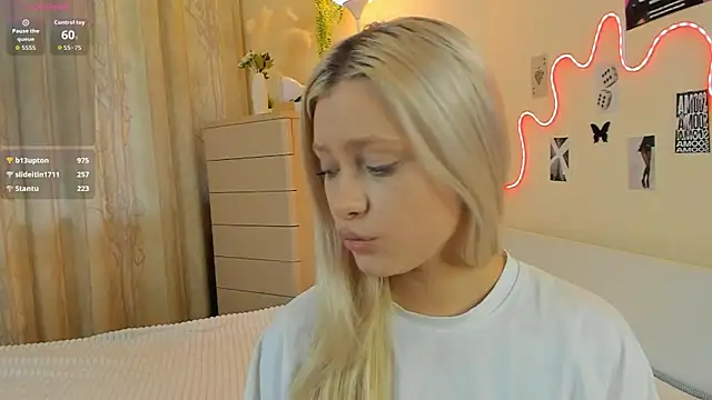 MidnightPoise Webcam Show