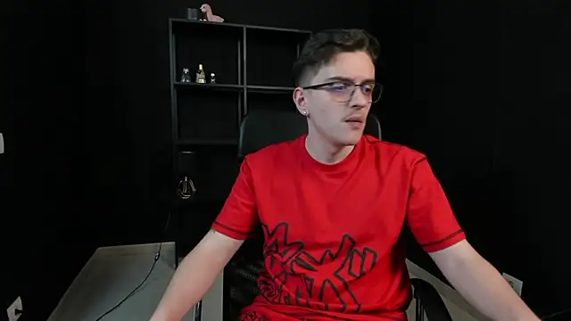 FelixStarkk webkamerás műsora