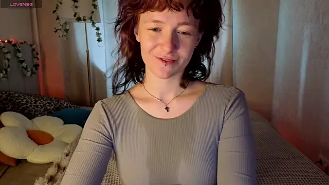 Ricki_Bloom 现场XXX聊天