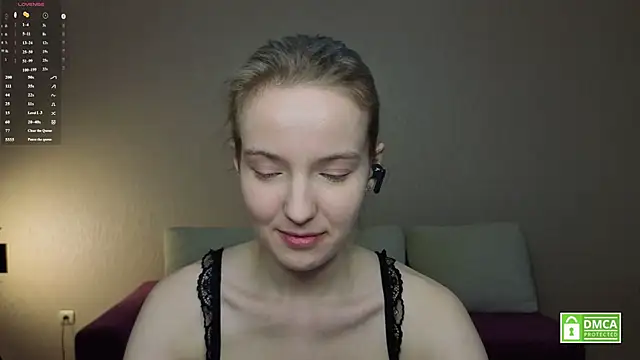HongTomczak's Live XXX Chat