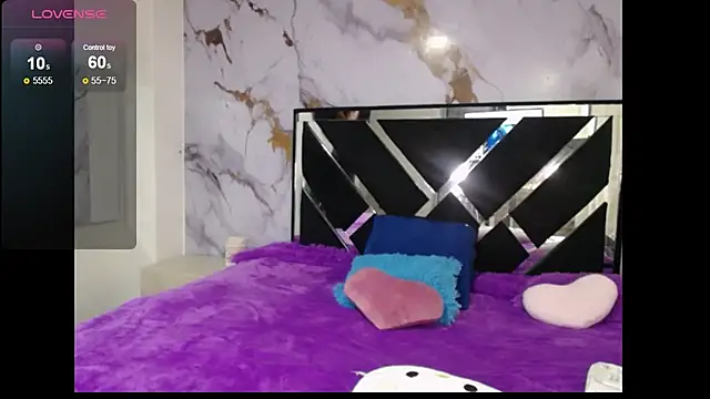 دردشة AmbarSxxx الجنسية المباشرة