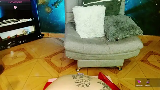 julieth_sex1 Adlı Modelin Canlı XXX Sohbeti