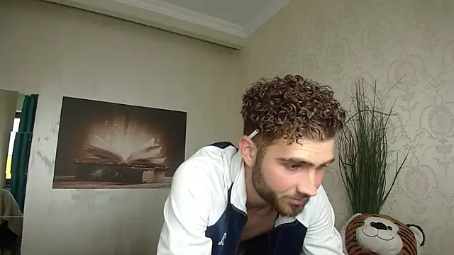 KyloEast's Live XXX Chat