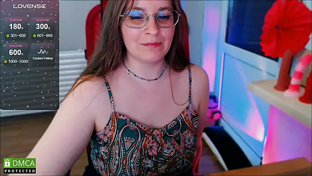 Chat +18 de Elizabeth_Sunlight ao vivo