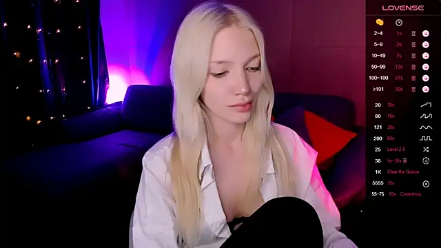 AnyaTaylor_: απευθείας συνομιλία ΧΧΧ