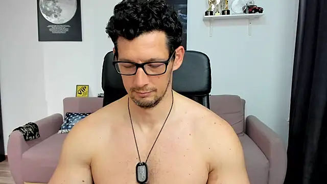 BrutusK08 Webcam-Show