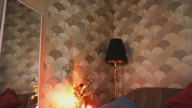 Frantease: απευθείας συνομιλία ΧΧΧ