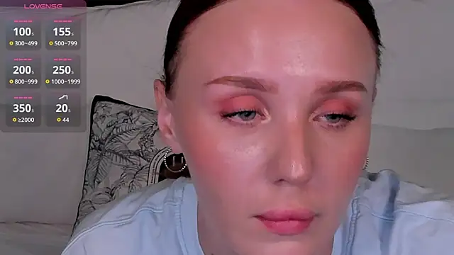 LianaFord's Live XXX Chat