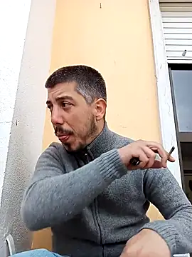 NiggaJohn85 Show in webcam