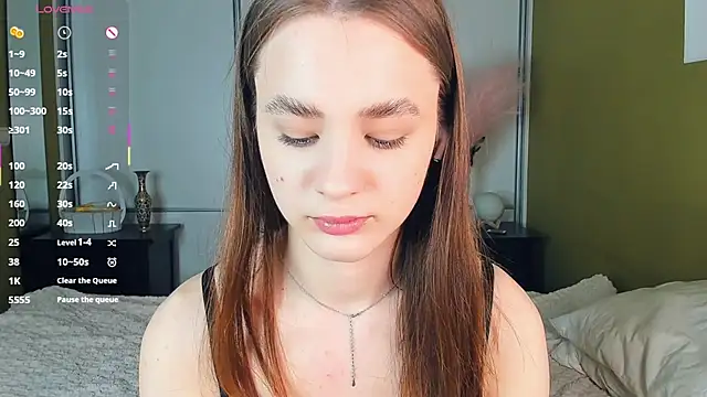 دردشة JinnyMcie الجنسية المباشرة