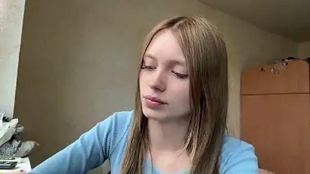 BirdieMcadam's Webcam Show