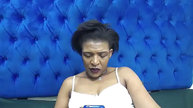 SpicyQueenxxxx: онлайн-секс-чат