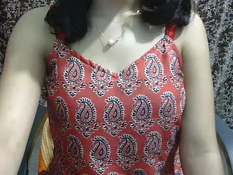 Adorable_Ayesha live XXX chat