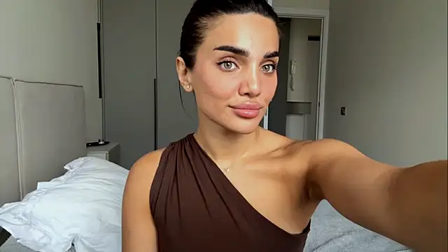 MelindaReny's Live XXX Chat