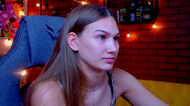 Sweet_Emilya Chat XXX in diretta