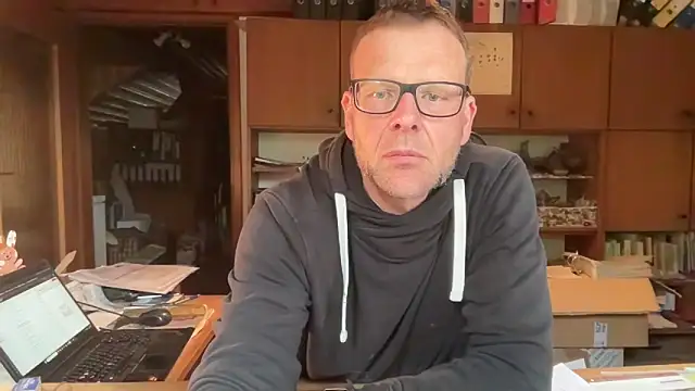 o_florian_o1n Webbikameraesitys