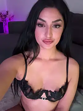 Webkamerová show Mia_spicyy