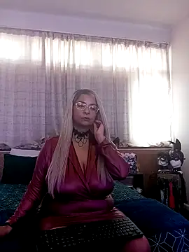 LaReineCleo – webcam-show