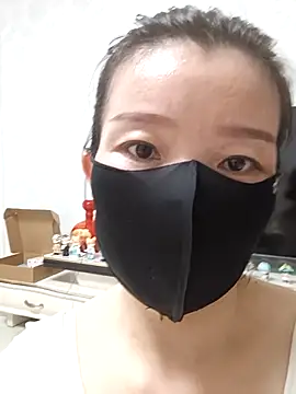 YoYo_6434's Live XXX Chat
