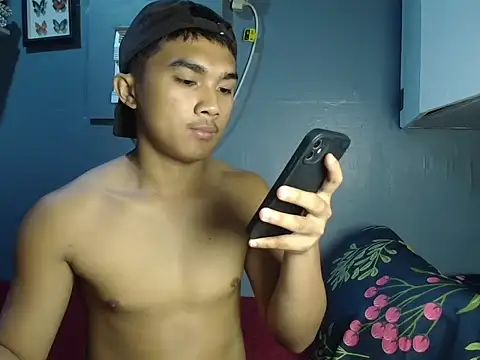 pinoyAdrianneXXX 网络视讯表演