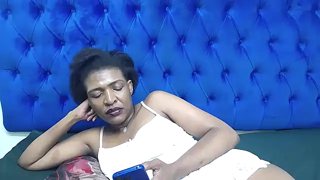 SpicyQueenxxxx's Live XXX Chat
