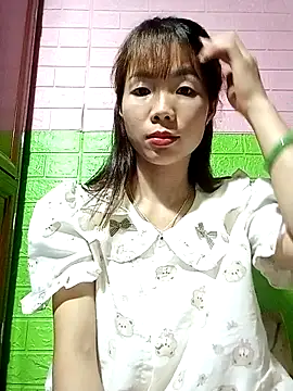 AmyLinee01 在線直播表演