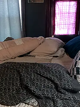 Lowerbottomboi's Webcam Show