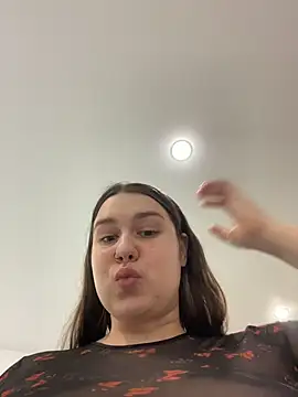 แชท XXX สดของ SuzieMurray
