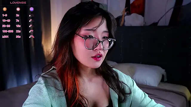 Chatroom XXX en direct de NelleMihalko
