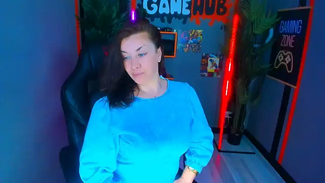 AnaMills' Live XXX Chat