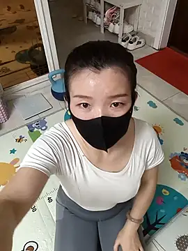 XXX chat uživo modela YoYo_6434