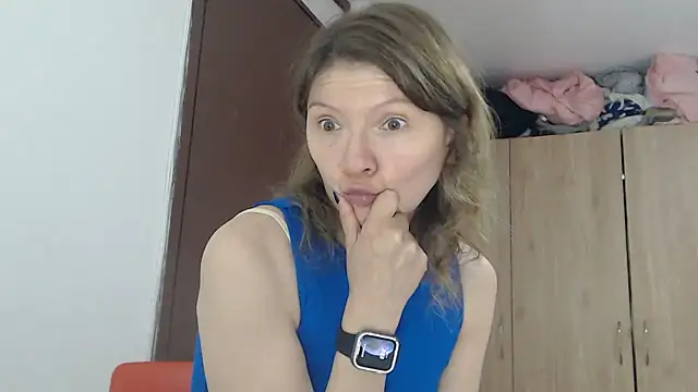 Cherryxx's Live XXX Chat