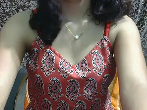 Adorable_Ayesha Live XXX-Chat