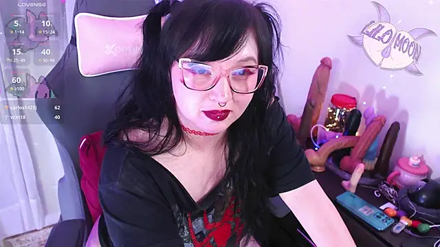 LiloMoon69 – Naživo XXX chat