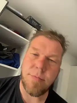 Webkamerov á show fetter_Daddy_Berlin