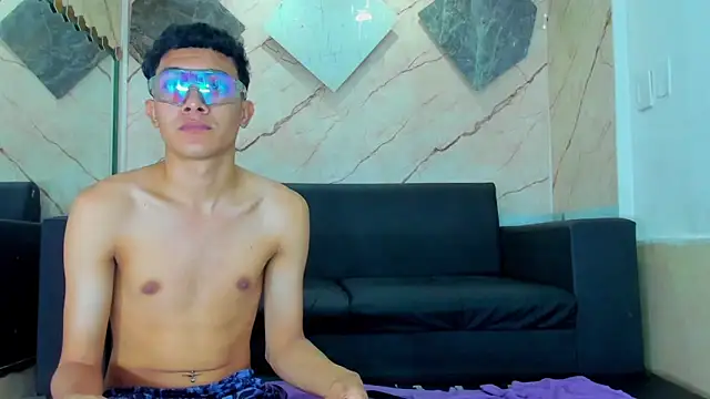 Chat +18 de Yeff_26 ao vivo