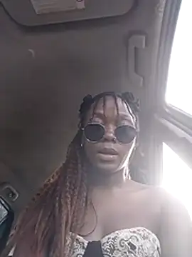 xxTatiannaxx's Live XXX Chat