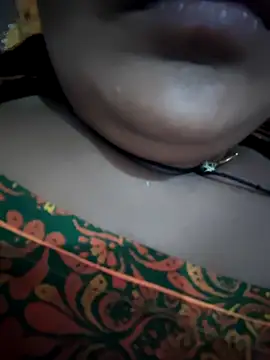 Pertunjukan Kamera Web aunty_sumy