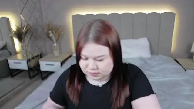 EvaNova_ élő XXX-chatje