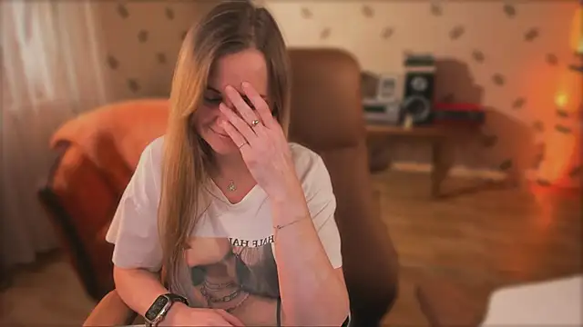 MiaSparkes' Webcam Show