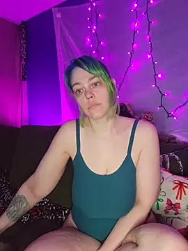 EverlyEster – Naživo XXX chat
